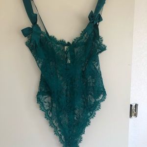 *Rare* Victoria’s Secret body suit